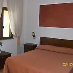 Maria *
